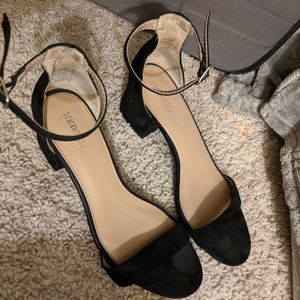 Black strap sandals